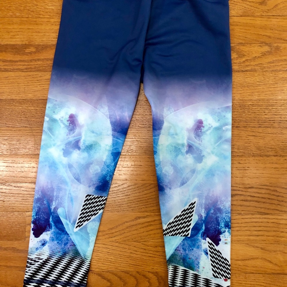 Luna Jai Athletic Capris XS
